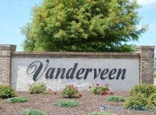 3308 Snow Leopard Dr, Columbia, MO 65202