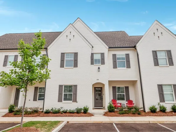 646 Cottage Grove Cir, Oxford, MS 38655
