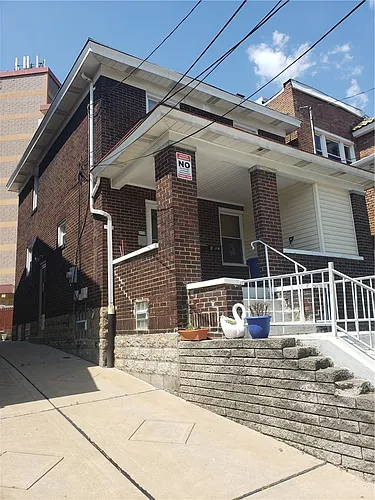 350 Coltart Ave Photo 1