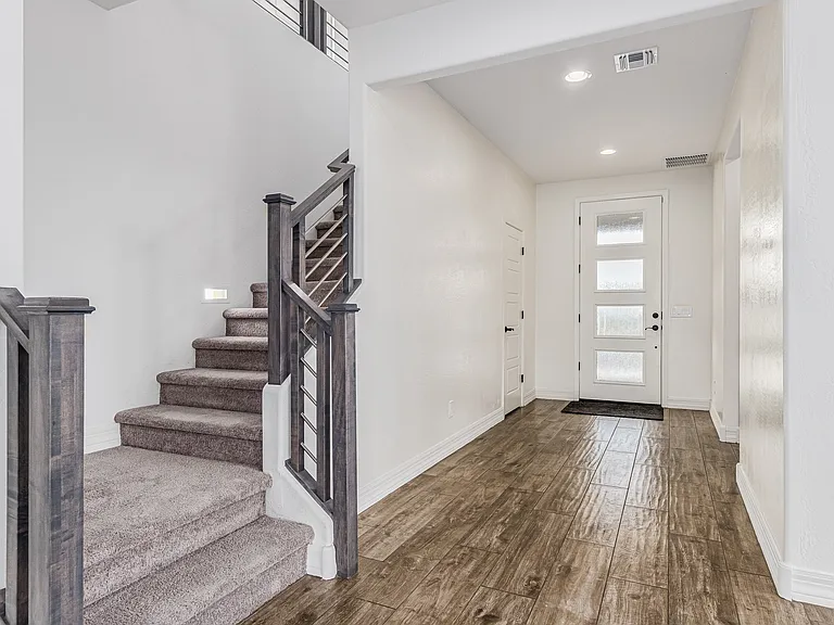 25713 S 226th Pl — Photo 10