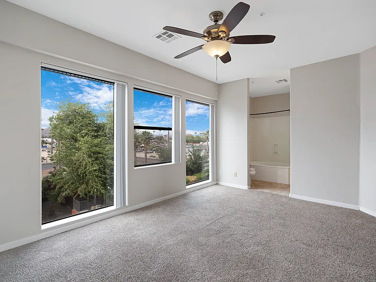 4747 E Culver St — Photo 31