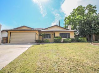 3008 Oak Tree Ave, Bakersfield, CA 93306