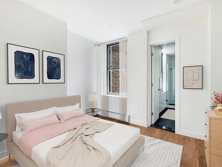 340 E 9th St #3 — Photo 4