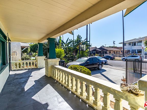 5th image of 3918 Dalton Ave