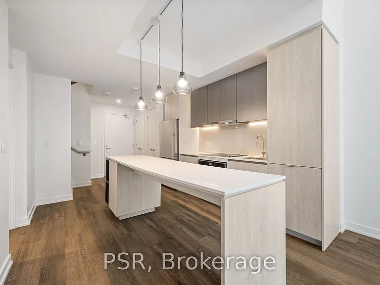11 Ordnance St #309 — Photo 2
