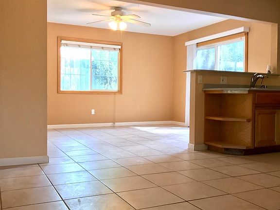 5th image of 16152 Easy St