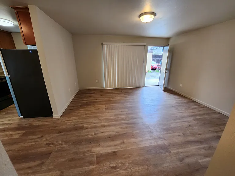805 Sharmon Palms Ln #B — Photo 13