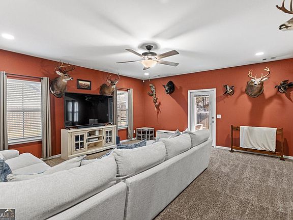 4th image of 106 Bridgewood Dr