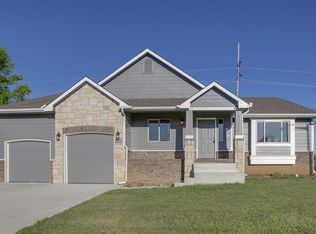 2113 N Woodard St, Derby, KS 67037