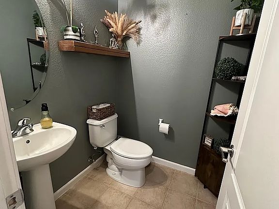 Downstairs Powder Room/Bathroom