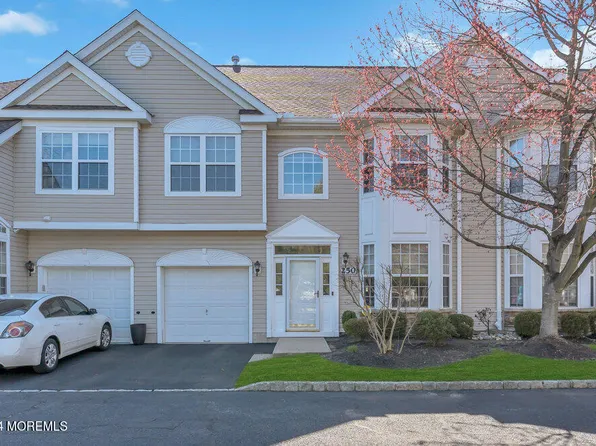 250 Shinnecock Drive, Manalapan, NJ 07726