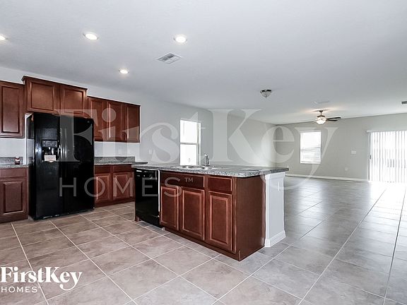 5th image of 10111 Paradise Fish Dr