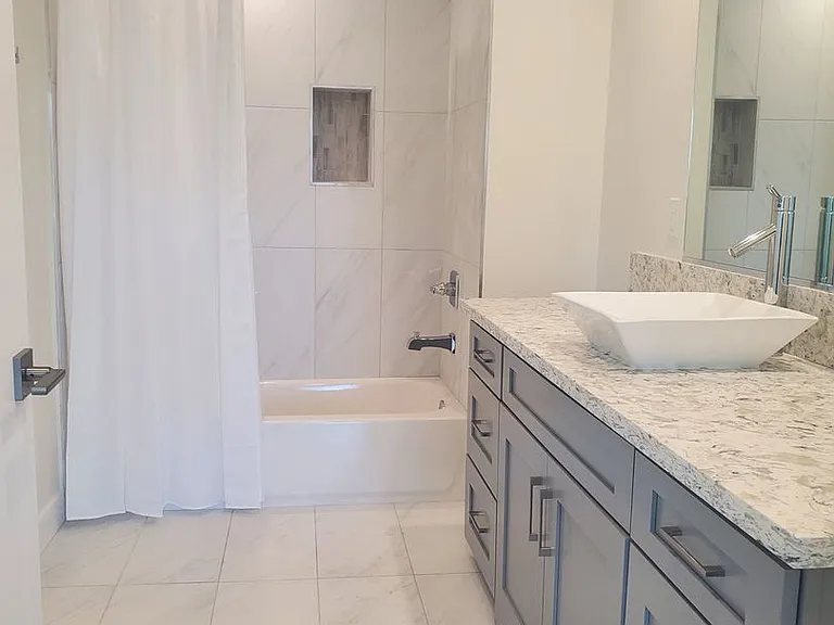 4960 Sepulveda Blvd — Photo 11