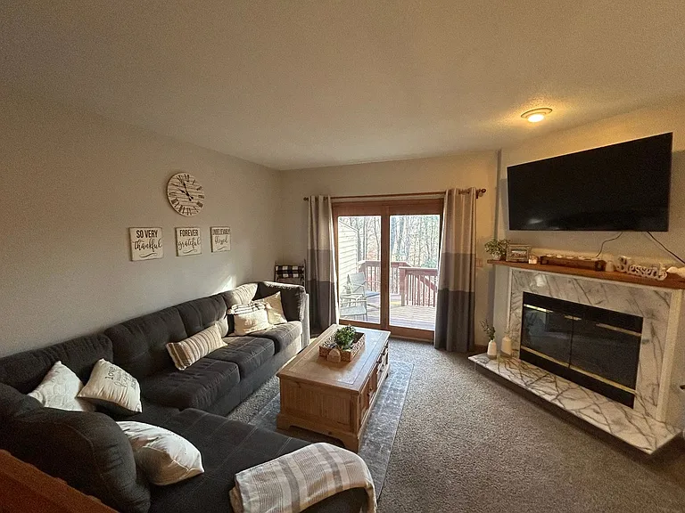 882 N Colony Rd #72 — Photo 4