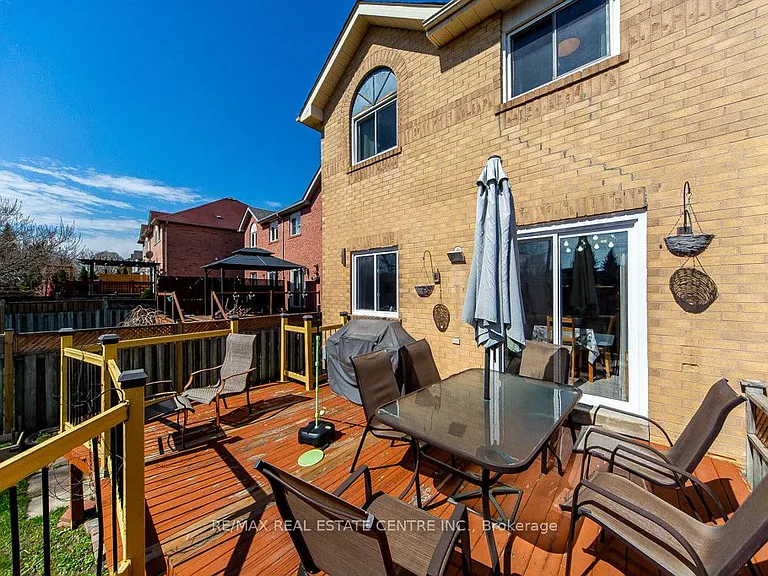 3038 Pendleton Rd — Photo 35