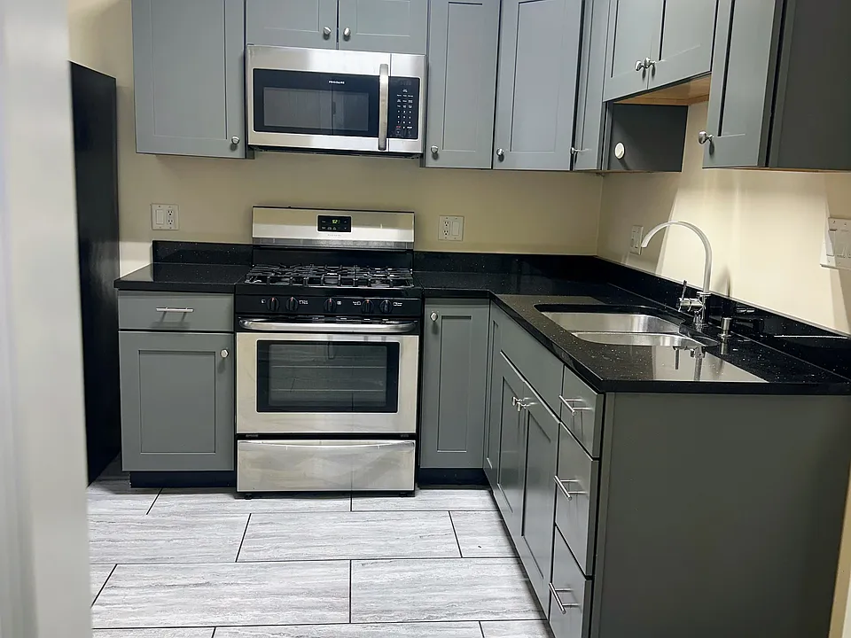 Beautiful kitchen with stainless steel appliances. new cabinets.