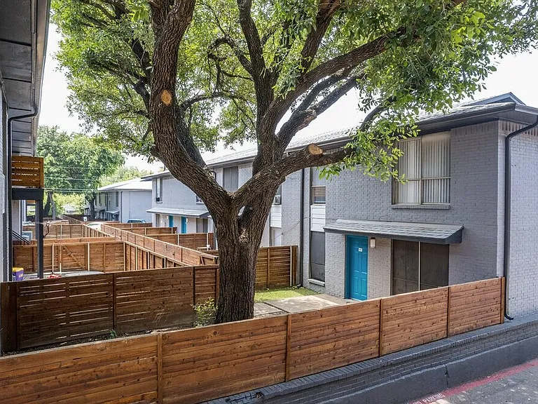 Huge fenced patios