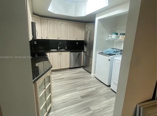 Poinciana Lakes Villas, Hialeah, FL 33015