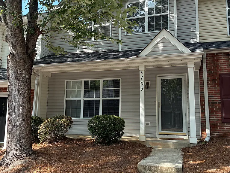 3730 Winborne Ln — Photo 1
