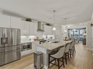 1815 Honey Milk Rd, Chesapeake, VA 23323