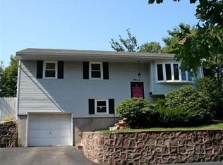 11 Babson St, Wakefield, MA 01880