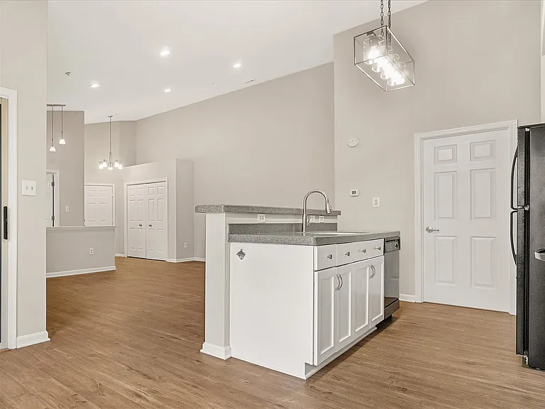 2400 Dominion Dr #3E — Photo 10