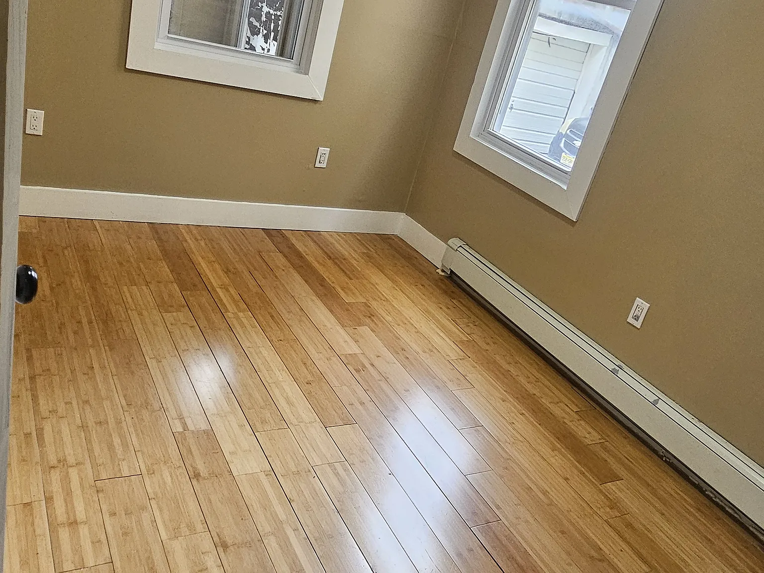 2 bed, 900 sqft, $2,350 — Photo 2