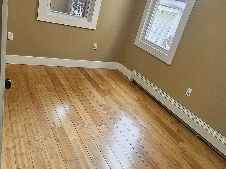 98 Woodlawn Ave #1 — Photo 2