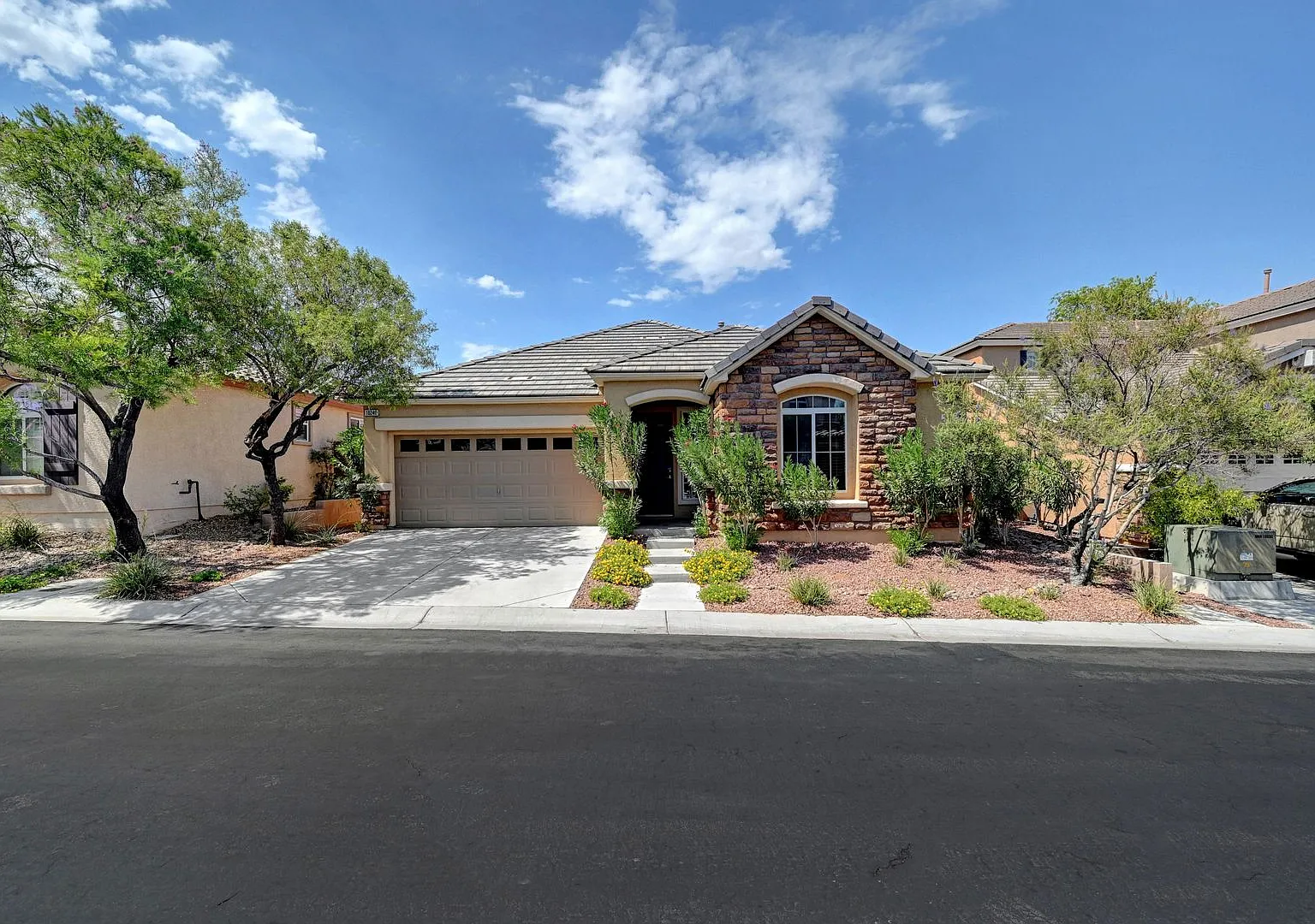 Single Story Home in Gated Community with Providence Las Vegas — Photo 1