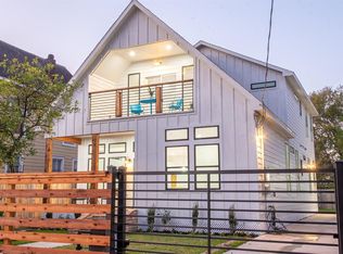 1111 Brooks St, Houston, TX 77009