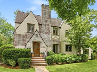 31 Dobbs Ter, Scarsdale, NY 10583