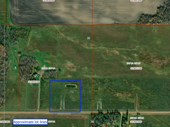 230th St, Roseau, MN 56751