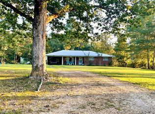 615 Freeman Rd SW, Summit, MS 39666