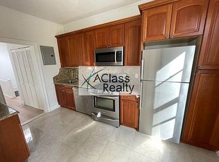 24-29 42nd St #A7, Astoria, NY 11103