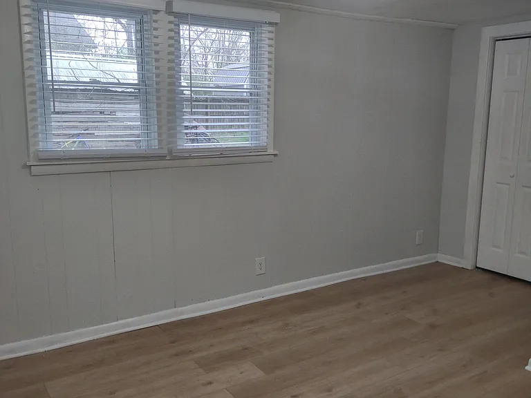 143 Morrison St #2 — Photo 4