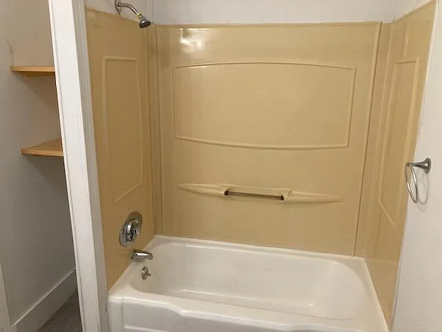 358 Main St #5 — Photo 13