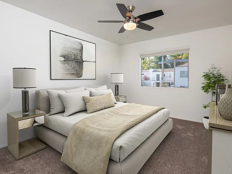 Gorgeous huge units in premier location! ASK ABOUT OUR MOVE-IN SPECIALS!! — Photo 8