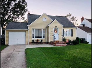 1386 E Miner Rd, Mayfield Heights, OH 44124