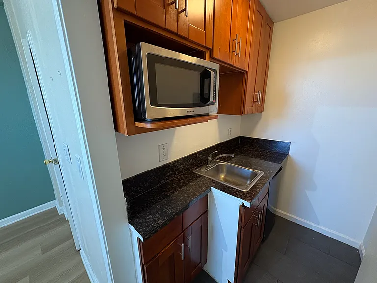 634 15th Street — Photo 15