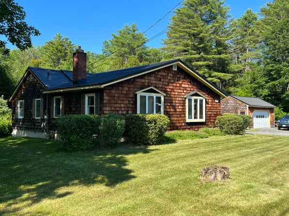 297 Minot Avenue, Minot, ME 04258