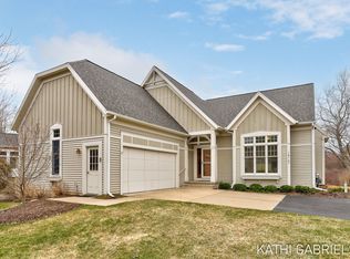 18147 Lost Creek Ln, Spring Lake, MI