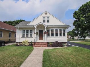 295 Bennington Dr, Rochester, NY 14616