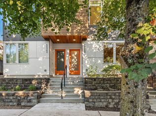 5936 California Ave SW #B, Seattle, WA 98136