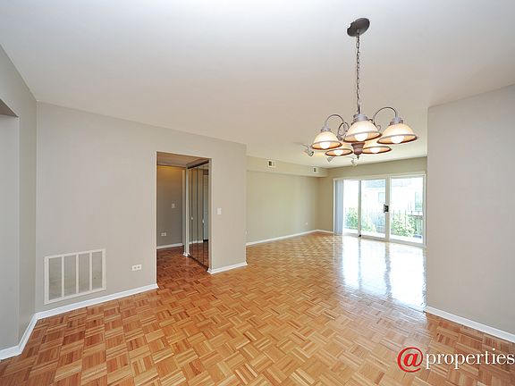 Living Room / Dining Room