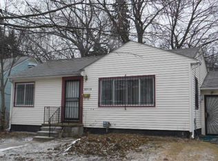 2512 Wisner St, Flint, MI 48504