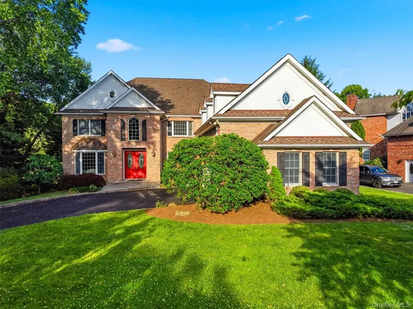 19 Shelley Lane, West Harrison, NY 10604