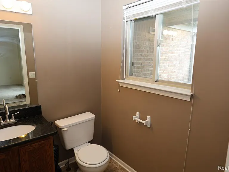 3361 Milcroft Ct — Photo 24