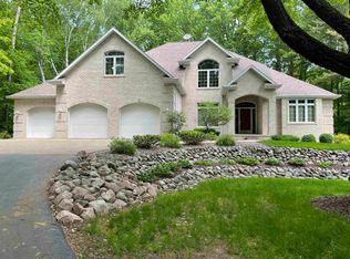 3430 Shady Ln, Suamico, WI 54313