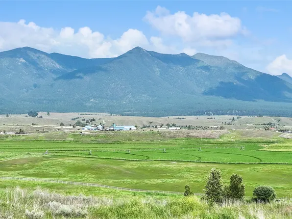 55 Hilltop Estates Dr, Eureka, MT 59917