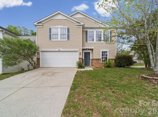 2902 Royal Fern Ln, Charlotte, NC 28215